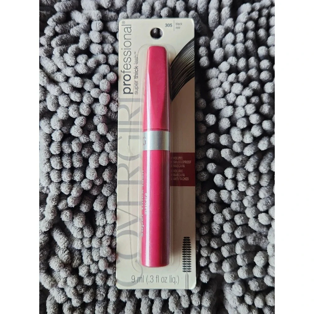 1 CoverGirl Professional Super Thick Lash Mascara Black 305~NEW‎ IN BOX